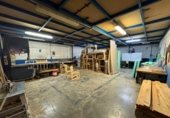 Nave Industrial en venta con 500m² en Morón de la Frontera foto