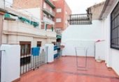 Edificio en venta con 205m² en Granada, en la zona de Barrio de la Magdalena, Calle Paz foto