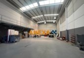 Nave Industrial en venta con 450m² en Málaga, en la zona de Cruz de Humilladero foto