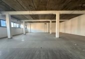 350m² locaux commerciaux industriel pour location à Esplugues de Llobregat photo