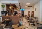 Restaurant
en lloguer, traspàs
amb 150m² a Sevilla, a la zona de Barri León foto