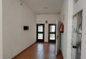 Local comercial en venta con 81m² en Algeciras, Calle El Cagancho foto