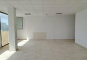 38m² bureau pour vente à Los Barrios, Calle Doctor Jiménez Díaz photo