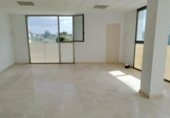 38m² bureau pour vente à Los Barrios, Calle Doctor Jiménez Díaz photo