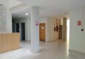 38m² bureau pour vente à Los Barrios, Calle Doctor Jiménez Díaz photo