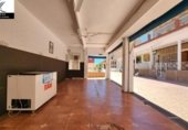 56m² locaux commerciaux pour vente à Carmona, dans le quartier de Les Petits-enfants, Avenida Constitución photo