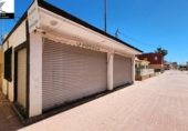 56m² locaux commerciaux pour vente à Carmona, dans le quartier de Les Petits-enfants, Avenida Constitución photo