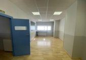 284m² commercial premises for sale in Santander, Avenida Nueva Montaña photo