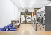 248m² laverie automatique avec locataires pour vente à Barcelone, dans le quartier de le Raval, carrer nou de la rambla, 08001 photo