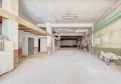 Local comercial en venta con 315m² en Villava, Calle Donapea foto