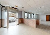 Local comercial en venta con 72m² en Peralada, Calle de las Malvas foto
