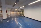 Local comercial
en lloguer
amb 450m² a A Coruña foto