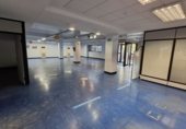450m² locaux commerciaux pour vente à A Coruña photo