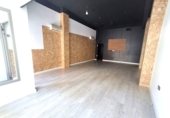 Local comercial en alquiler con 172m² en La Roda foto
