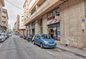 Local comercial en venta con 80m² en Figueras, Carrer de Caamaño foto