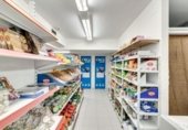Local comercial en venta con 80m² en Figueras, Carrer de Caamaño foto