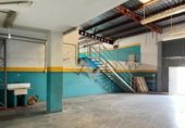 Local comercial en venta con 386m² en Manises, Camino de Paterna foto