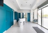 231m² commercial premises for sale in Granada, in the area of Campus, Calle Uruguay photo