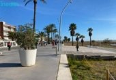 42m² commercial premises for sale in Castelldefels, Avinguda de Castelldefels photo