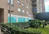 Local comercial en venta con 229m² en Madrid, en la zona de Palomeras Bajas, Avenida de Pablo Neruda foto