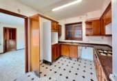 372m² building for sale in Manresa, in the area of Catalonia Square - Saldes, Carrer Bruc photo