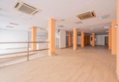 462m² commercial premises for sale in Benetúser, Calle Joan Bta. Company photo
