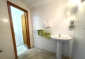 110m² commercial premises for sale in Santander, Calle Francisco de Cáceres photo