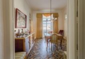 1037m² building for sale in La Unión, Calle San Vicente photo