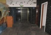 Local comercial en venta con 305m² en Tarrasa, Carrer Transversal foto
