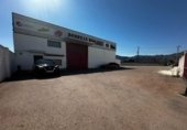 Local comercial Industrial
en venda
amb 1000m² a Oriola, Avenida de la Estación foto