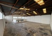 518m² entrepôt industriel pour vente à Crevillente, Calle Elda photo