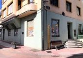 Local comercial en venta con 96m² en Bembibre, Calle del Botillo foto