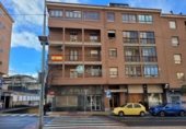 Oficinas en venta con 340m² en Segovia foto