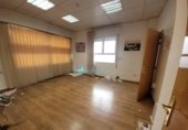 Oficinas en venta con 340m² en Segovia foto