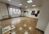 Oficinas en venta con 340m² en Segovia foto