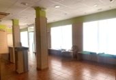 Local comercial en venta con 135m² en La Roda foto