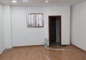 150m² commercial premises for sale in Móstoles, Calle Camino de Leganés, 23 photo