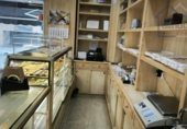 Local comercial en traspaso con 110m² en Vigo, en la zona de Teis foto