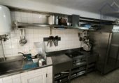 Local comercial en traspaso con 110m² en Vigo, en la zona de Teis foto