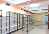 Local comercial en alquiler con 180m² en Valdepeñas foto