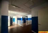 822m² warehouse industrial for sale in Santander, Avenida Primero de Mayo photo