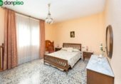 404m² building for sale in Granada, photo