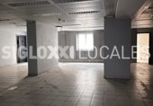 298m² commercial premises for rent in Barcelona, in the area of Camp d'en Grassot and Gràcia Nova, Carrer de Roger de Flor photo