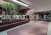 213m² commercial premises for sale in Barcelona, in the area of Sant Antoni, Carrer de Floridablanca photo