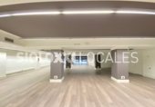 727m² bureaux pour location à Barcelone, dans le quartier de la Nova Esquerra de l'Eixample, Carrer de Calàbria photo