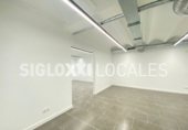 727m² bureaux pour location à Barcelone, dans le quartier de la Nova Esquerra de l'Eixample, Carrer de Calàbria photo