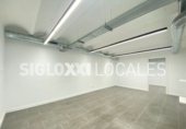 727m² bureaux pour location à Barcelone, dans le quartier de la Nova Esquerra de l'Eixample, Carrer de Calàbria photo