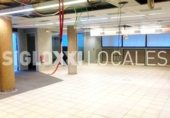 260m² locaux commerciaux pour location à Barcelone, dans le quartier de Verdun, Carrer de Viladrosa photo
