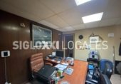 Local comercial en venta con 382m² en Barcelona, en la zona de Horta, Carrer de Rivero foto