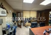 Local comercial en venta con 382m² en Barcelona, en la zona de Horta, Carrer de Rivero foto